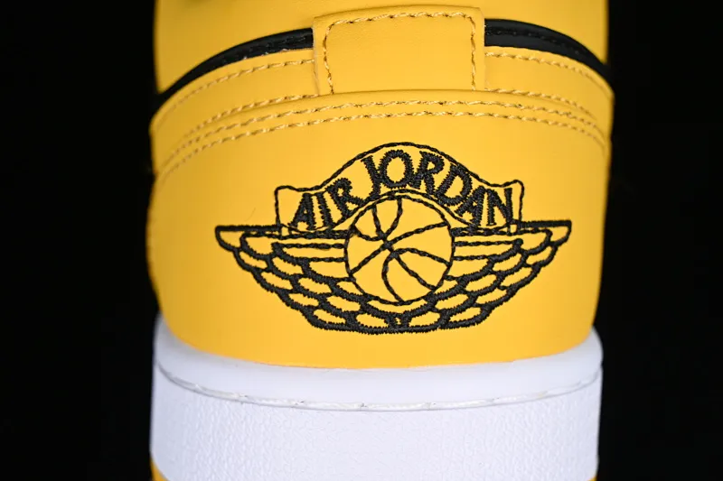 All categories Air Jordan Jordan series basketball shoes Air Jordan 1 Low Z version Air Jordan 1 Low OG "Yellow Ocher" AJ1 Joe 1 black and yellow low-top cultural casual sneakers 553558-072
